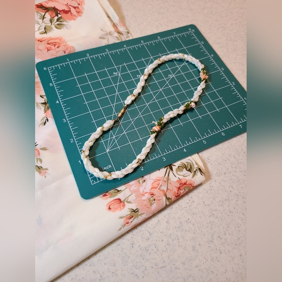 Ladies Necklace for sale today - Picture 8 of 11